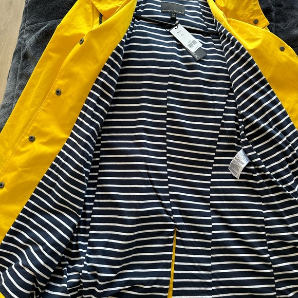 NWT Banana Republic Rain Jacket w Hood and Pockets - Picture 10 of 10